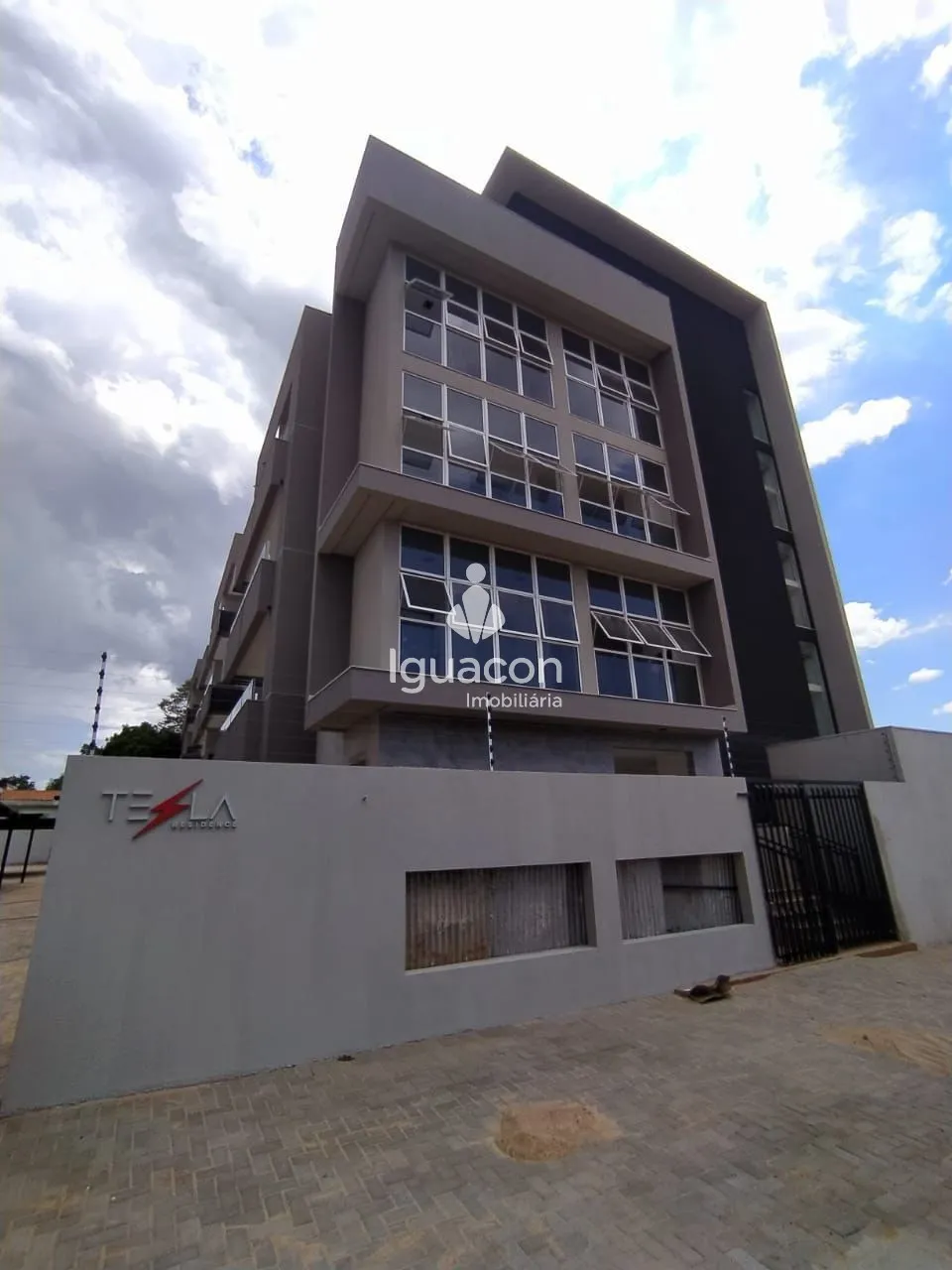 Apartamento em Parque Presidente